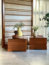 Load image into Gallery viewer, Large Retro Privacy Screen | Room Divider
