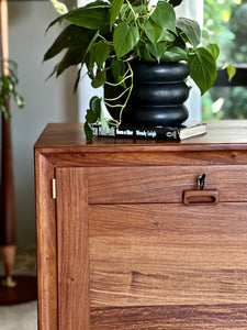 Artecasa, Solid Kiaat Sideboard