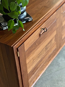 Artecasa, Solid Kiaat Sideboard