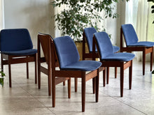 Load image into Gallery viewer, EON (Elliots of Newbury) - Set of Six 'Everyday' Use Dining Chairs
