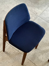 Load image into Gallery viewer, EON (Elliots of Newbury) - Set of Six 'Everyday' Use Dining Chairs
