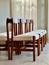 Load image into Gallery viewer, Artecasa Extendable Dining Table &amp; 8 Chairs
