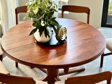 Load image into Gallery viewer, Artecasa Extendable Dining Table &amp; 8 Chairs
