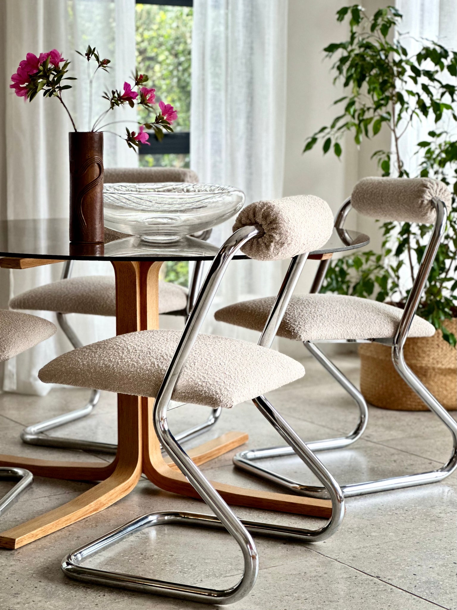 Chrome cheap dining chairs