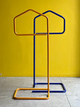 Load image into Gallery viewer, Minimalist Metal Dumb Valet
