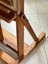 Load image into Gallery viewer, Vintage Art Easel
