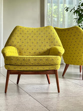 Load image into Gallery viewer, A Perfect Pair of 1960's Parker Knoll Armchairs
