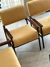 Load image into Gallery viewer, Retro, Steel Framed Patio Set
