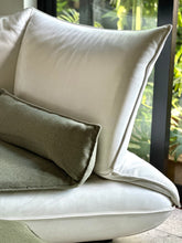 Load image into Gallery viewer, Modular Chateau D&#39;Ax Leather Set - Italy
