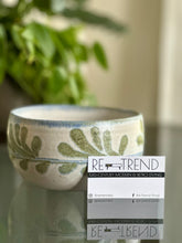 Load image into Gallery viewer, Retro Pottery bowl 89SHS
