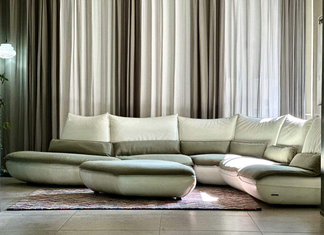 Modular Chateau D'Ax Leather Set - Italy