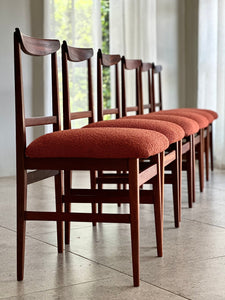 Mid-Century Dining Set - Oval & 6 Chairs