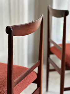 Mid-Century Dining Set - Oval & 6 Chairs