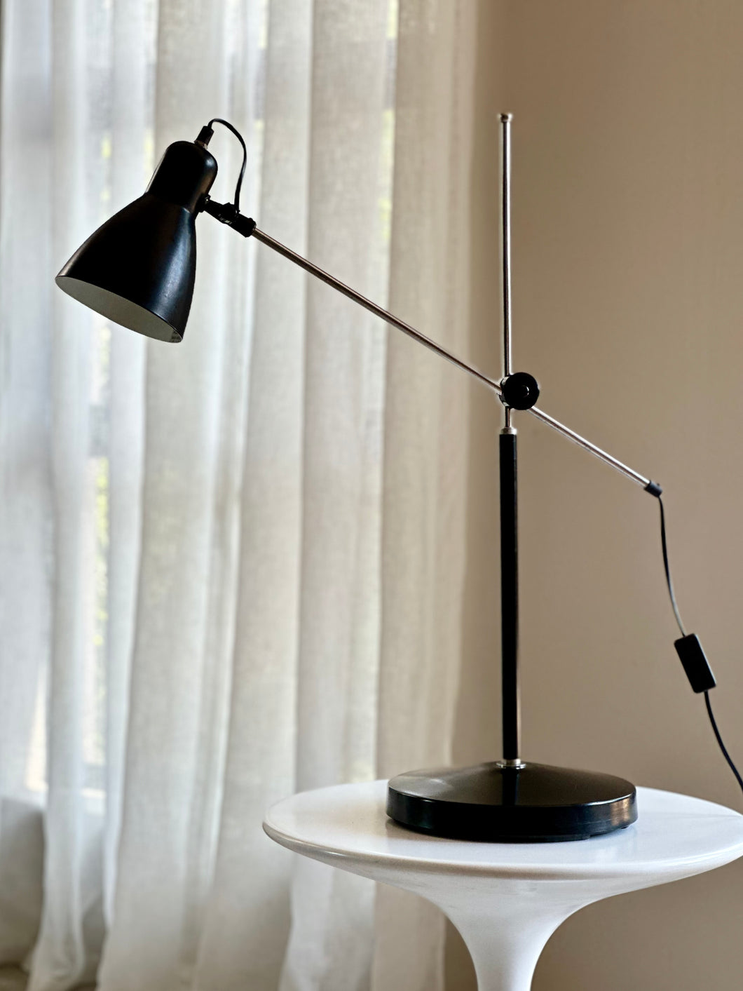 Retro Adjustable Black Lamp