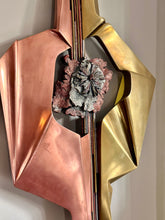 Load image into Gallery viewer, Giovanni Schoeman (1940-1981) “URSPRUNG&quot; - “WANDOBJEKT” Sculpture in Bronze &amp; Brass
