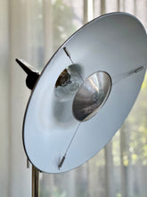 Load image into Gallery viewer, Paterson Vintage Photographic Lamp
