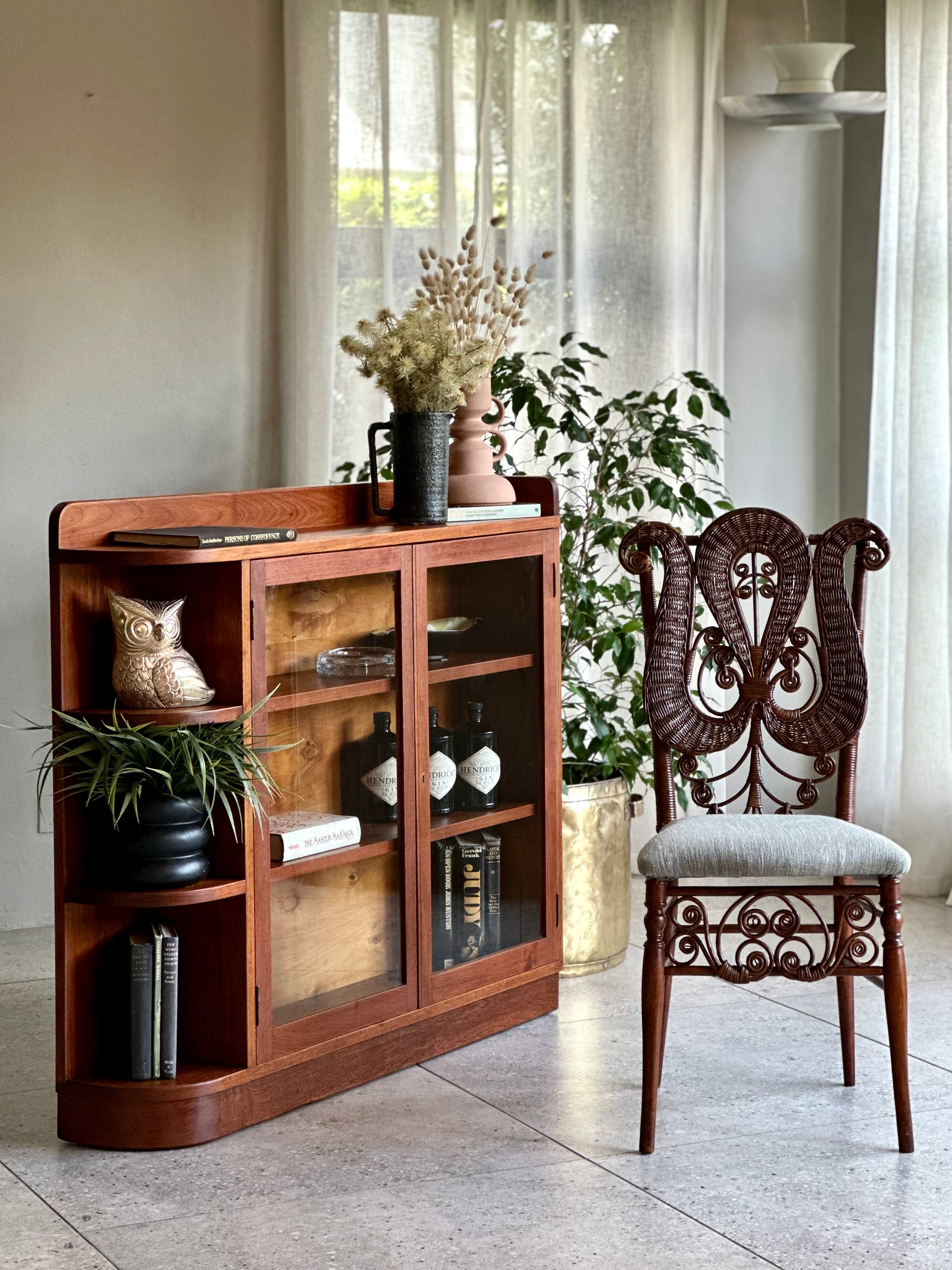Display Cabinets – Tagged 