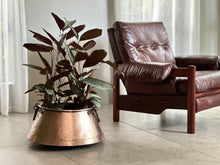 Load image into Gallery viewer, Large Copper Planter with Two Handles
