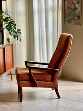 Load image into Gallery viewer, Classic Pair of Parker Knoll Occasional Chairs
