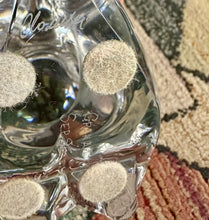Load image into Gallery viewer, Clear Crystal Glass Cat Figurine
