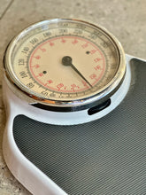 Load image into Gallery viewer, Classic Vintage Bathroom Scale
