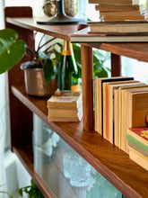 Load image into Gallery viewer, Room Divider / Bookshelf / Drinks Cabinet
