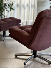 Load image into Gallery viewer, Pair of Retro Lounge Chairs
