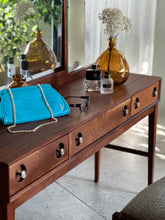 Load image into Gallery viewer, Dresser &amp; Stool (Swivel &amp; Tilt Mirrors)

