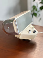 Load image into Gallery viewer, Vintage Clip-on Light
