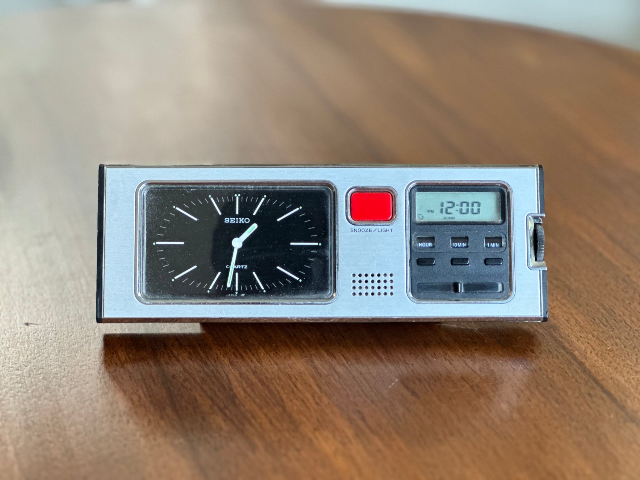 Vintage Seiko Clock – RE-TREND