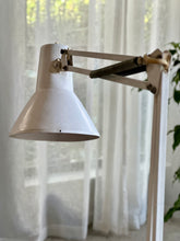 Load image into Gallery viewer, Retro Clip-On Desk Lamp
