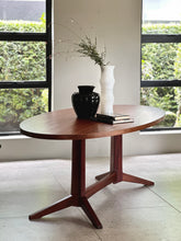 Load image into Gallery viewer, Mid-Century Oval Dining Table

