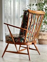 Load image into Gallery viewer, Lubis Armchair - Classic Refinement
