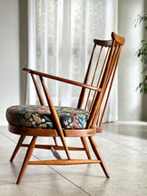 Load image into Gallery viewer, Lubis Armchair - Classic Refinement
