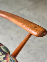 Load image into Gallery viewer, Lubis Armchair - Classic Refinement
