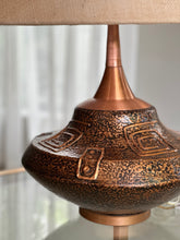 Load image into Gallery viewer, Occasional Lamp
