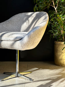 Zodiac Style Swivel Chair