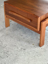 Load image into Gallery viewer, Torrente Cheval Dresser
