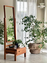 Load image into Gallery viewer, Torrente Cheval Dresser
