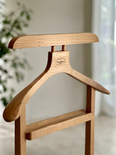 Load image into Gallery viewer, Elegant Dumb Valet - WaldWood
