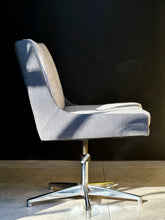 Load image into Gallery viewer, Retro Swivel Office Chair

