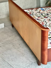 Load image into Gallery viewer, Art Deco-Style King Bed with Pedestals
