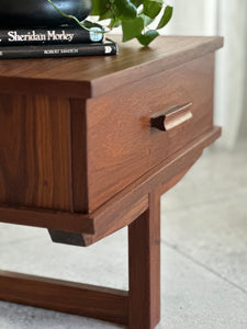Retro Kiaat Queen Headboard & Pedestals