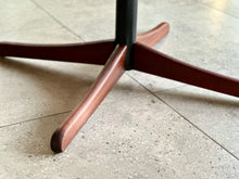 Load image into Gallery viewer, Retro Round Dining Table
