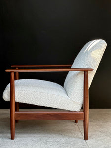 Mid-Century Lounge Chair | Attributed to Knoll Antimott