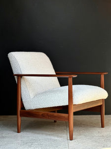 Mid-Century Lounge Chair | Attributed to Knoll Antimott