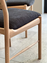 Load image into Gallery viewer, Oak Six Seater Dining Set
