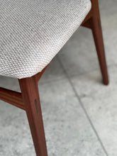 Load image into Gallery viewer, DS Vorster Mid-Century Desk
