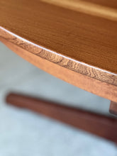Load image into Gallery viewer, DS Vorster Round Extendable Table &amp; Six Matching Chairs
