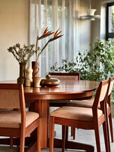 Load image into Gallery viewer, DS Vorster Round Extendable Table &amp; Six Matching Chairs
